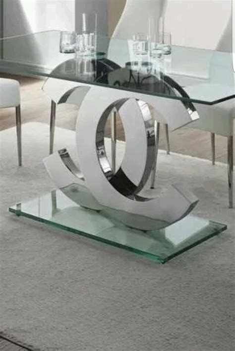 coco chanel table